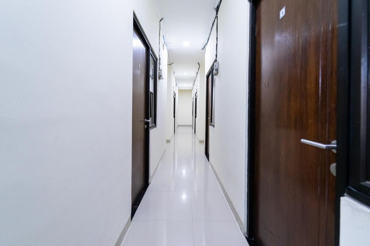 Koolkost Near Universitas Tarumanegara Jakarta Exterior foto